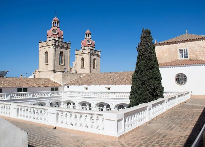 Albergue Grupoandria El Claustre De Ciutadella - Hospederia